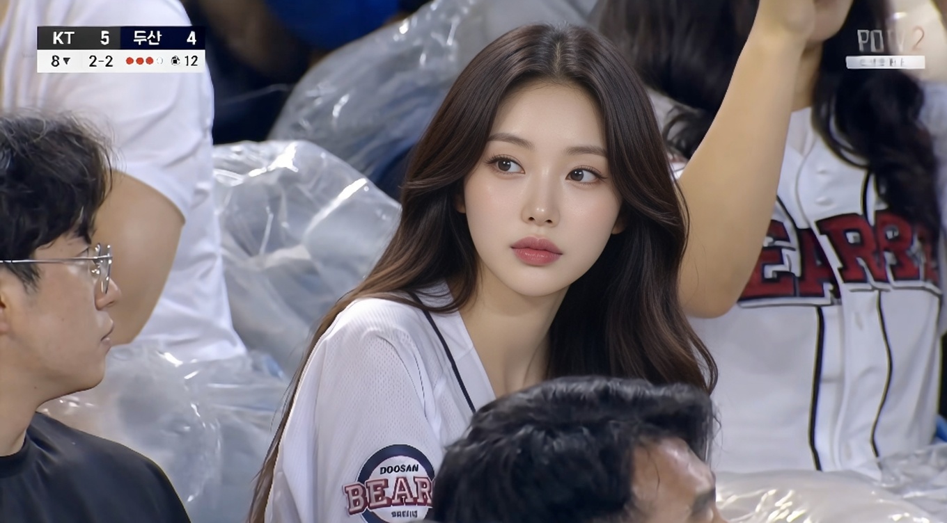 Template preview in a stadium crowd
